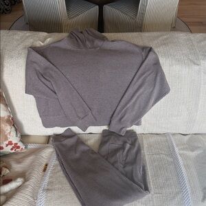 Ali Muse ribbed sweat set